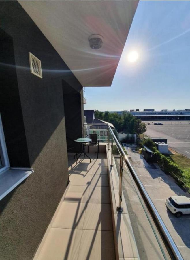 Tranzzit Airport Apartment II Otopeni Eksteriør bilde