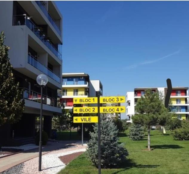 Tranzzit Airport Apartment II Otopeni Eksteriør bilde